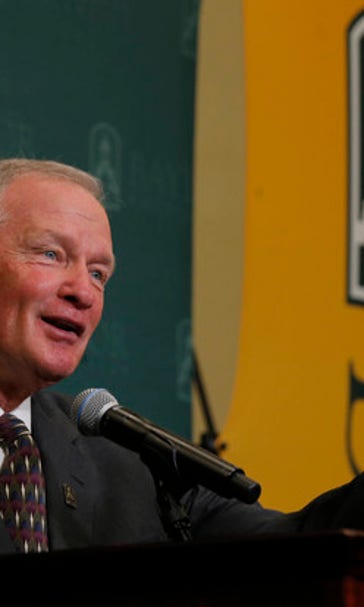 Baylor assistants remain despite report, Briles ouster
